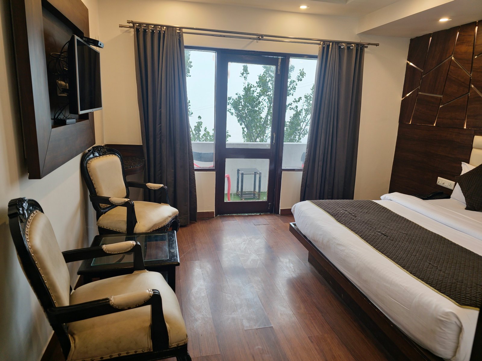 Premium Balcony